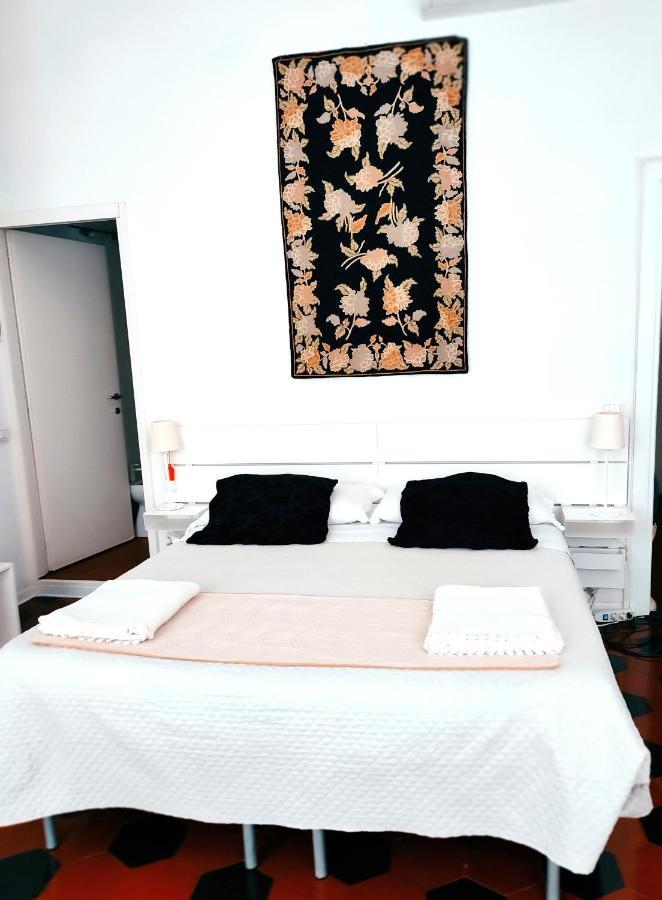 Lucretia House Hotell Florens Exteriör bild