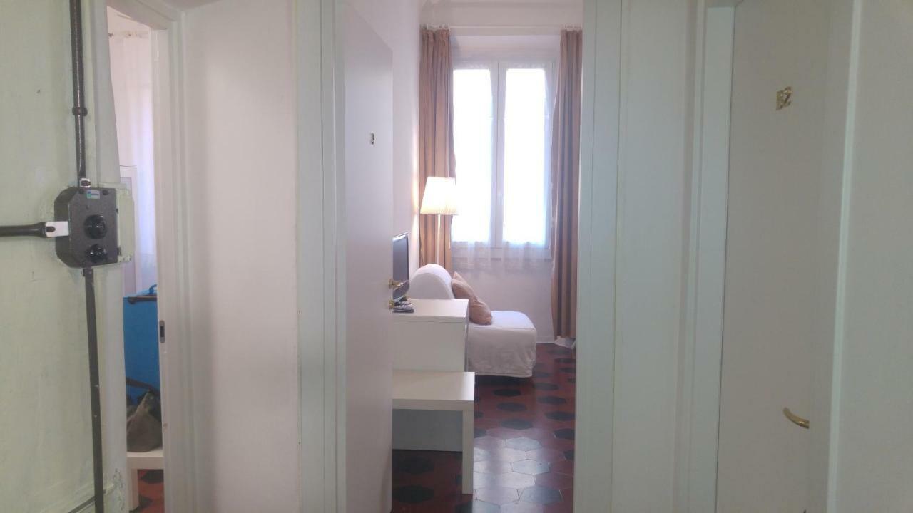 Lucretia House Hotell Florens Exteriör bild
